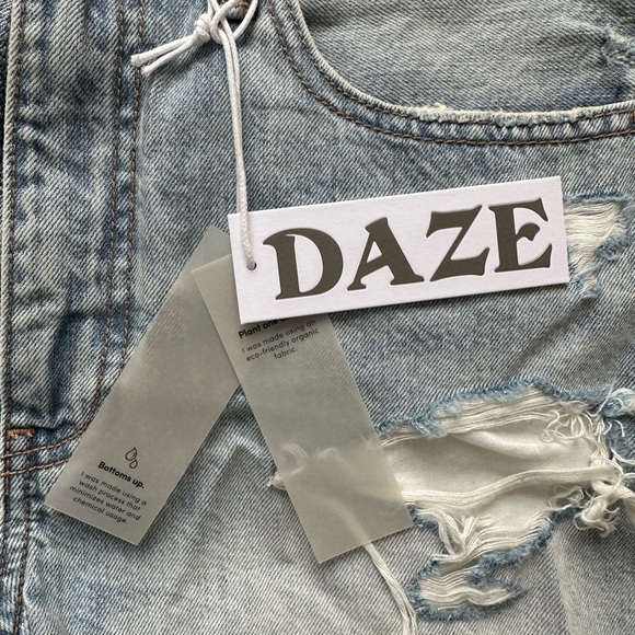 Women’s distressed faded blue jean shorts. NEW with tags. NEVER been worn. - Picture 2 of 7